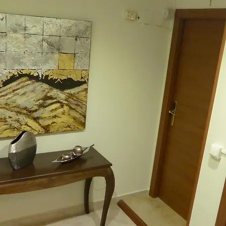 Πανσιόν Zumardi Deba